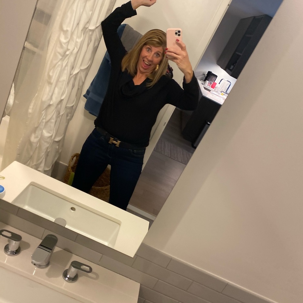 Meet your Posher, Gena